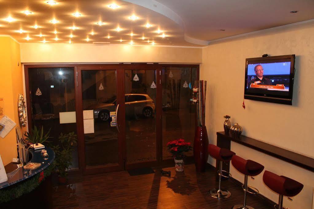 Nacional B&B Monforte San Giorgio Marina Exteriér fotografie
